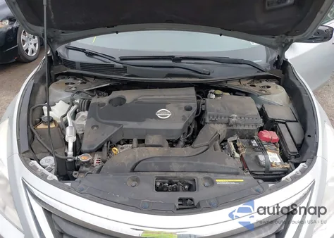 2015 Nissan Altima 2.5/2.5 S/2.5 Sl/2.5 Sv z USA, uszkodzony, nr VIN 1N4AL3AP8FN879242